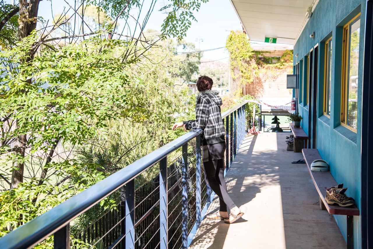 Jump Inn Alice Budget Accommodation Alice Springs Zewnętrze zdjęcie