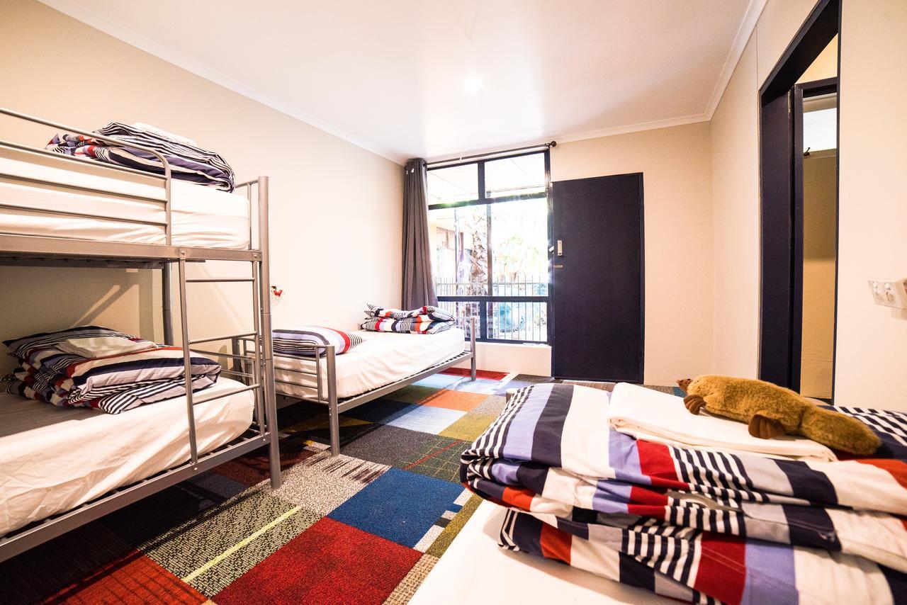 Jump Inn Alice Budget Accommodation Alice Springs Zewnętrze zdjęcie