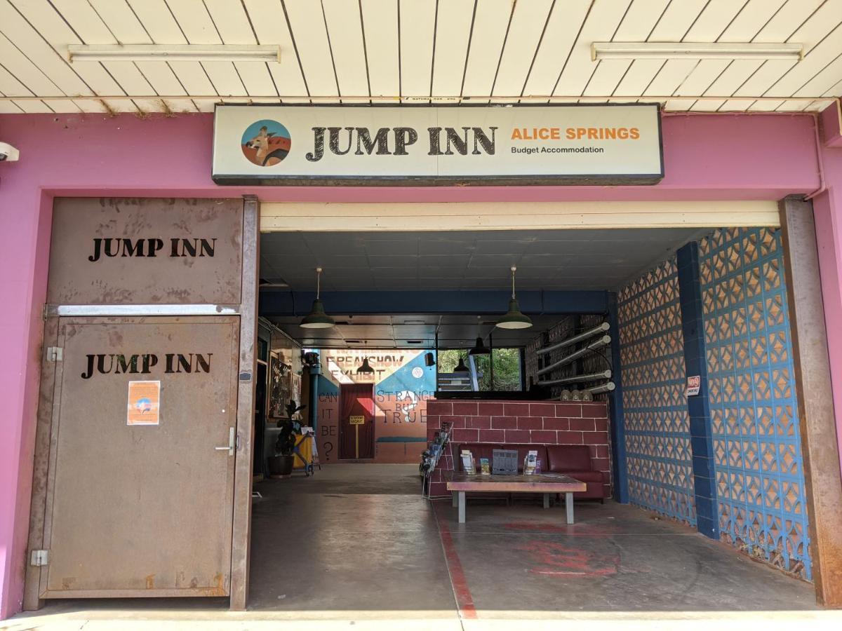 Jump Inn Alice Budget Accommodation Alice Springs Zewnętrze zdjęcie