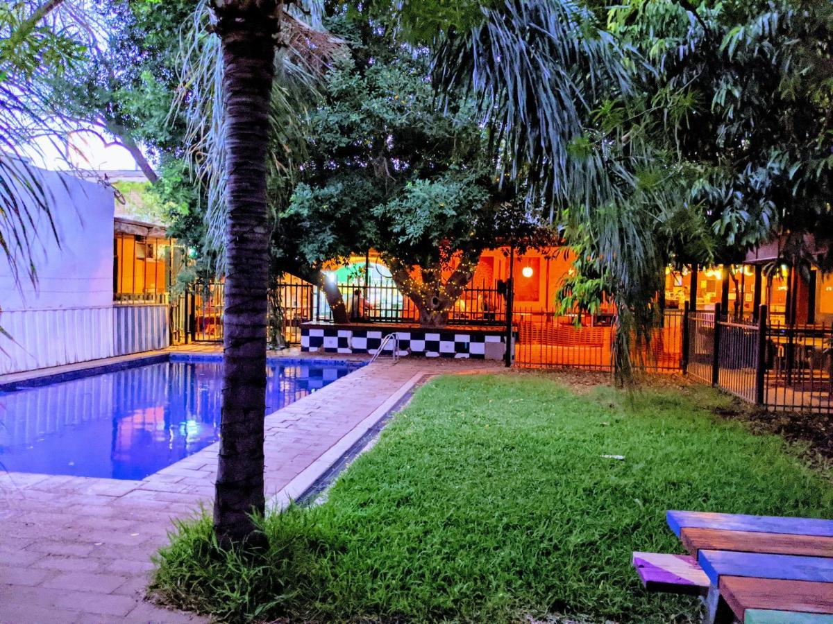 Jump Inn Alice Budget Accommodation Alice Springs Zewnętrze zdjęcie